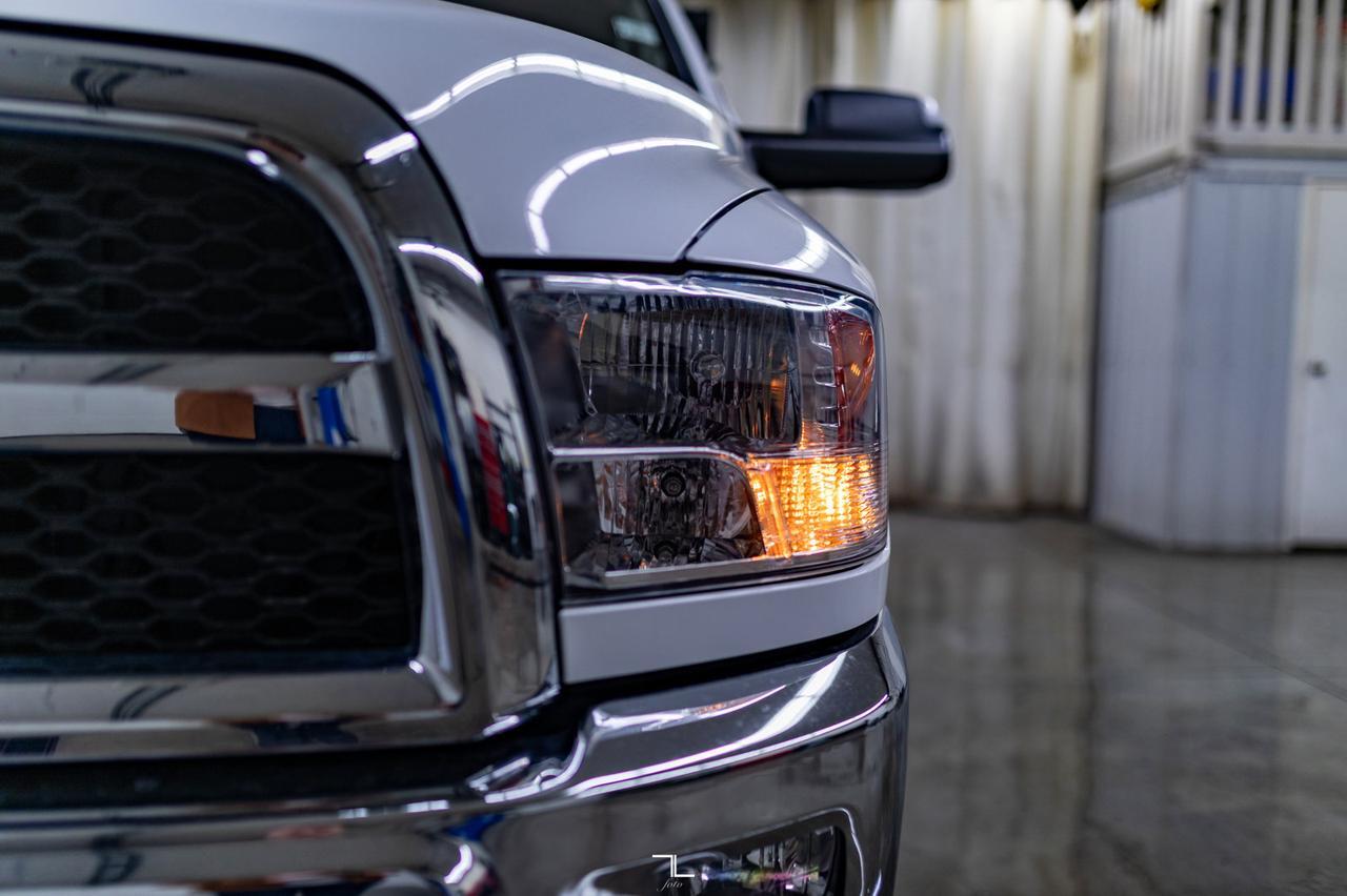 2018 Ram 3500 4x4 Reg Cab SXT Longbox HEMI Tommy Gate Red Deer AB