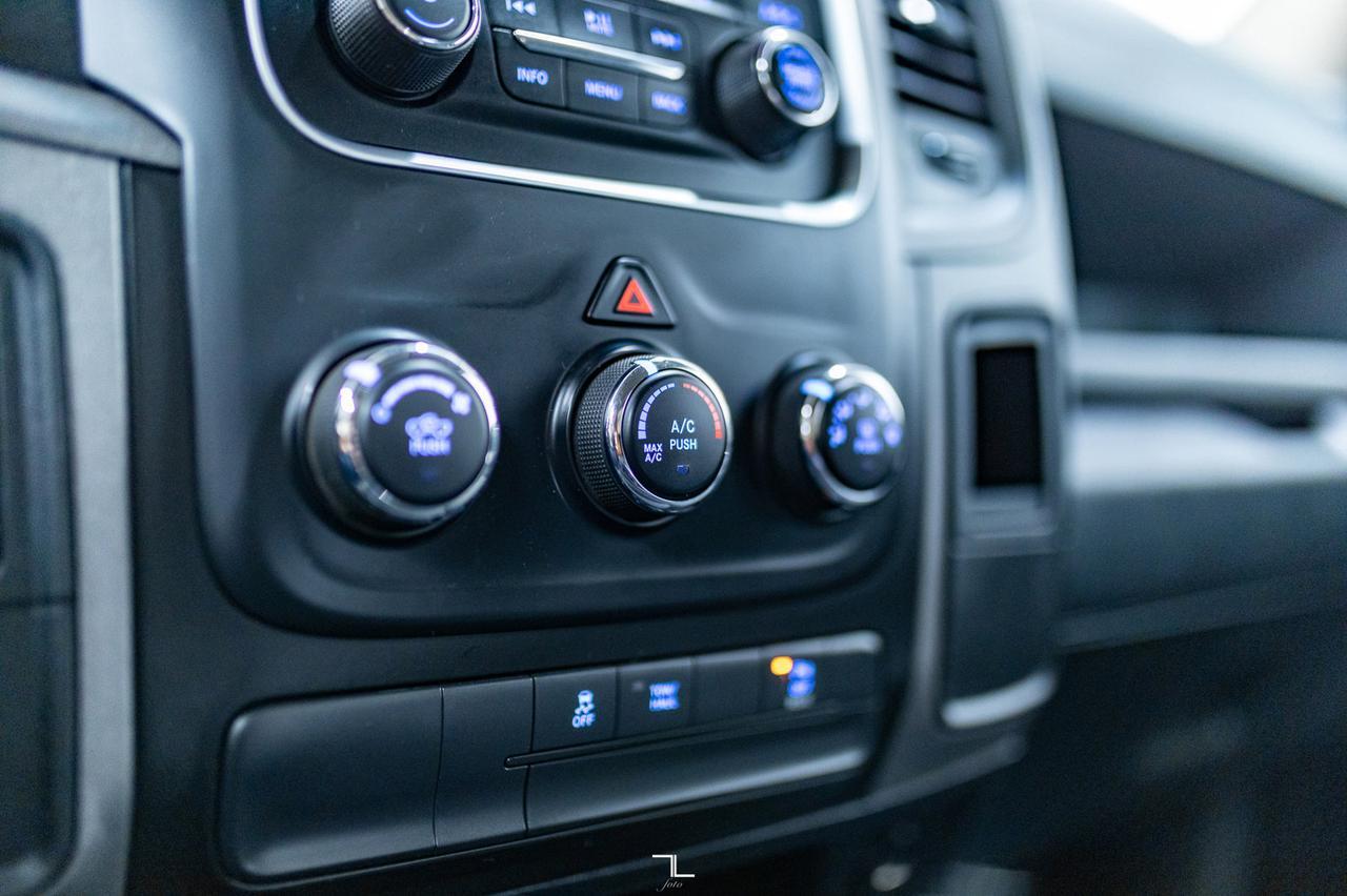 2018 Ram 3500 4x4 Reg Cab SXT Longbox HEMI Tommy Gate Red Deer AB