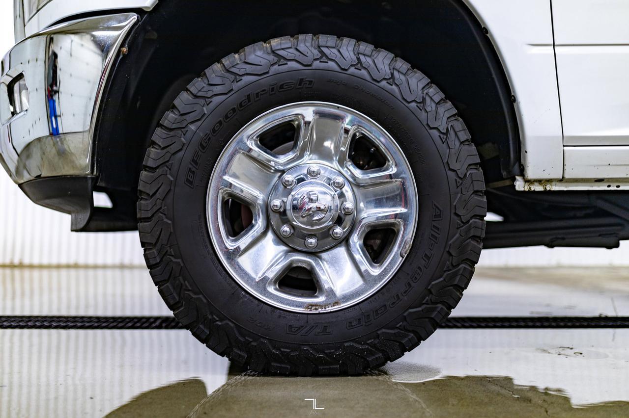 2018 Ram 3500 4x4 Reg Cab SXT Longbox HEMI Tommy Gate Red Deer AB