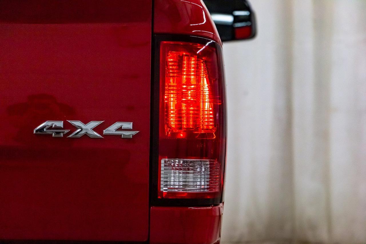 2018 Ram 3500 4x4 Regular Cab SLT Longbox Diesel Manual Red Deer AB