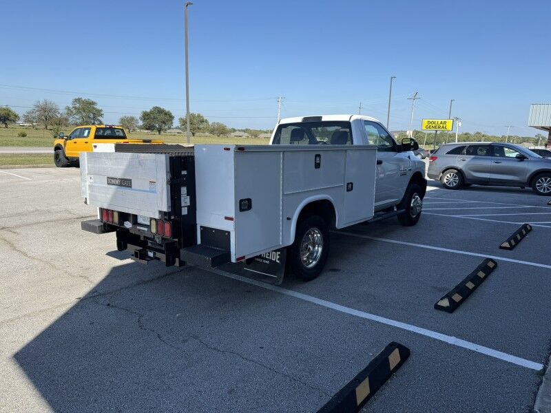 2018 Ram 3500 6.4L V8 Utility w/ Lift Gate Tradesman Collinsville OK