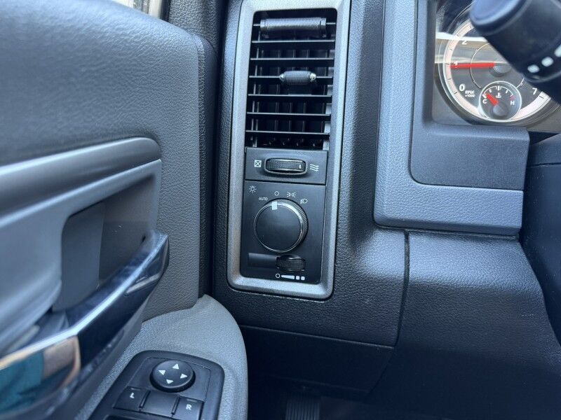 2018 Ram 3500 6.4L V8 Utility w/ Lift Gate Tradesman Collinsville OK