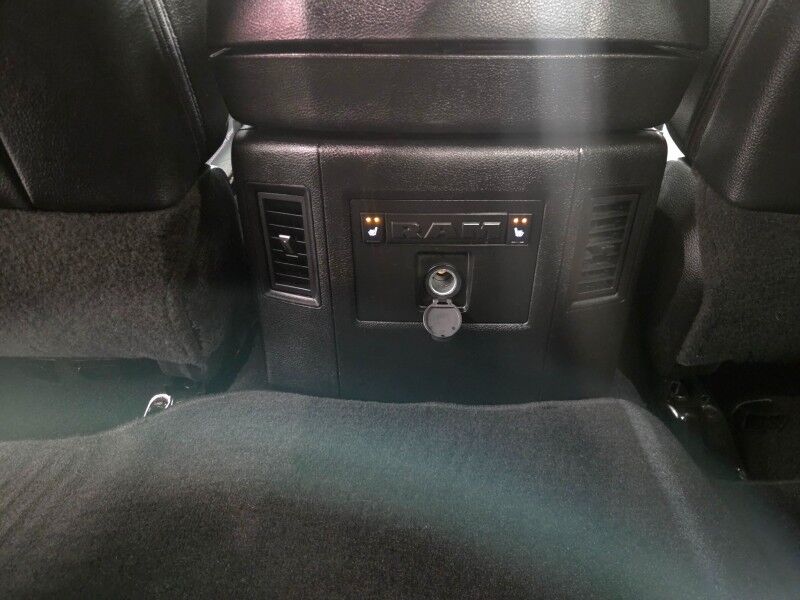 2018 Ram 3500 Laramie 4WD Dually 6.7L Diesel GPS Camera New Tires FREE WARRANTY Arlington TX