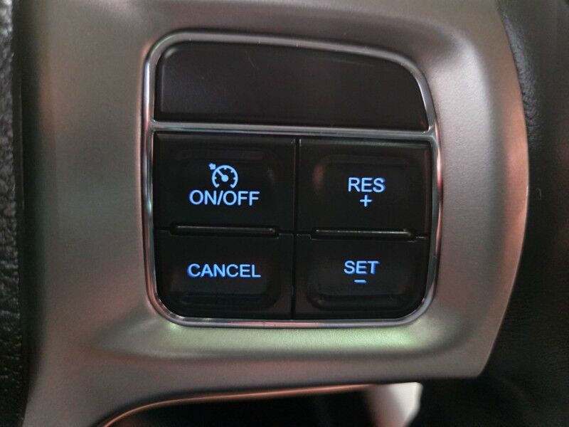 2018 Ram 3500 Laramie 4WD Sport Mega Cab Dually 6.7L Diesel GPS Camera FREE WARRANTY Arlington TX