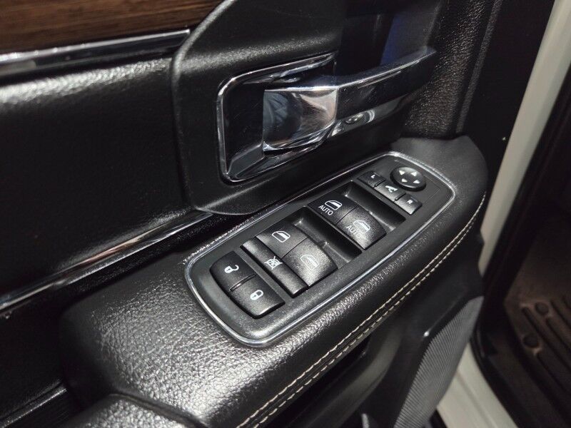 2018 Ram 3500 Laramie Dually 6.7L Diesel GPS Nav Gooseneck 35in Tires FREE WARRANTY Arlington TX