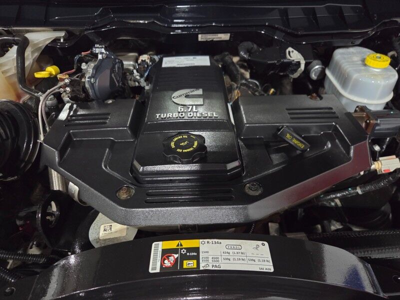 2018 Ram 3500 Laramie Dually 6.7L Diesel GPS Nav Gooseneck 35in Tires FREE WARRANTY Arlington TX