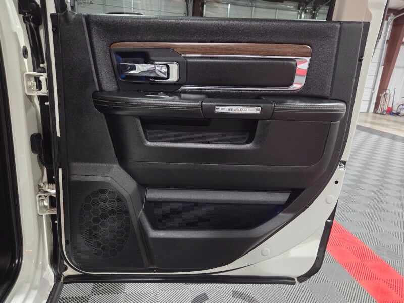 2018 Ram 3500 Laramie Dually 6.7L Diesel GPS Nav Gooseneck 35in Tires FREE WARRANTY Arlington TX