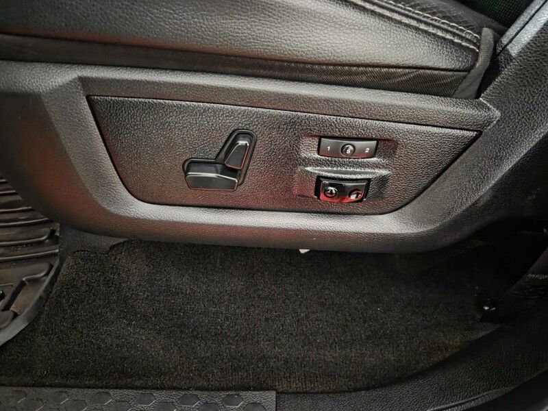 2018 Ram 3500 Laramie Dually 6.7L Diesel GPS Nav Gooseneck 35in Tires FREE WARRANTY Arlington TX