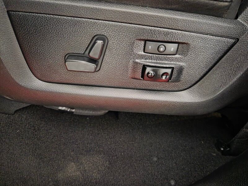 2018 Ram 3500 Laramie Dually Mega Cab 6.7L Diesel NEW 22in Cali Wheels New 35in Tires FREE WARRANTY Arlington TX