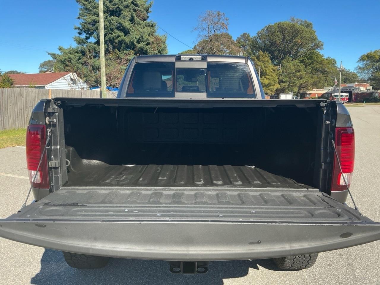 2018 Ram 3500 Laramie, HEATED/VENTILATED SEATS, HEATED REAR SEATS, TONNEAU COVER, APPLE CARPLAY/ANDROID AUTO, BACKUP CAMERA, POWER FOLDING MIRRIRS, HEATED REAR SEATS, SUNROOF, TOW PACKAGE, RUNNING BOARDS, TOW HOOKS, BED LINER, POWER SLIDING REAR WINDOW, CLEAN CARF Norfolk VA