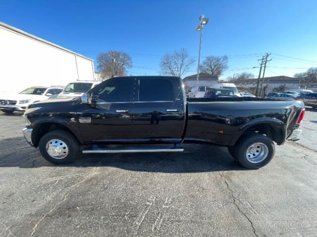 2018 Ram 3500 Laramie Longhorn Crew Cab 4x4 8' Box