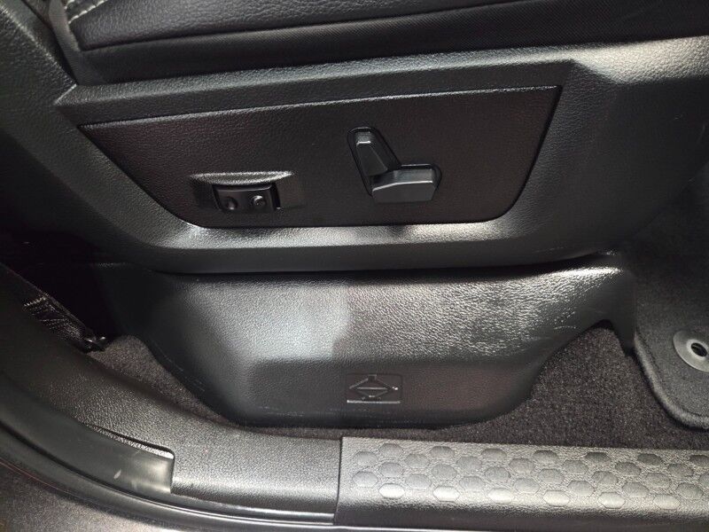 2018 Ram 3500 Laramie Sport Mega Cab Dually 4WD 6.7L Diesel Wheels FREE WARRANTY Call (682)587-6288 Arlington TX