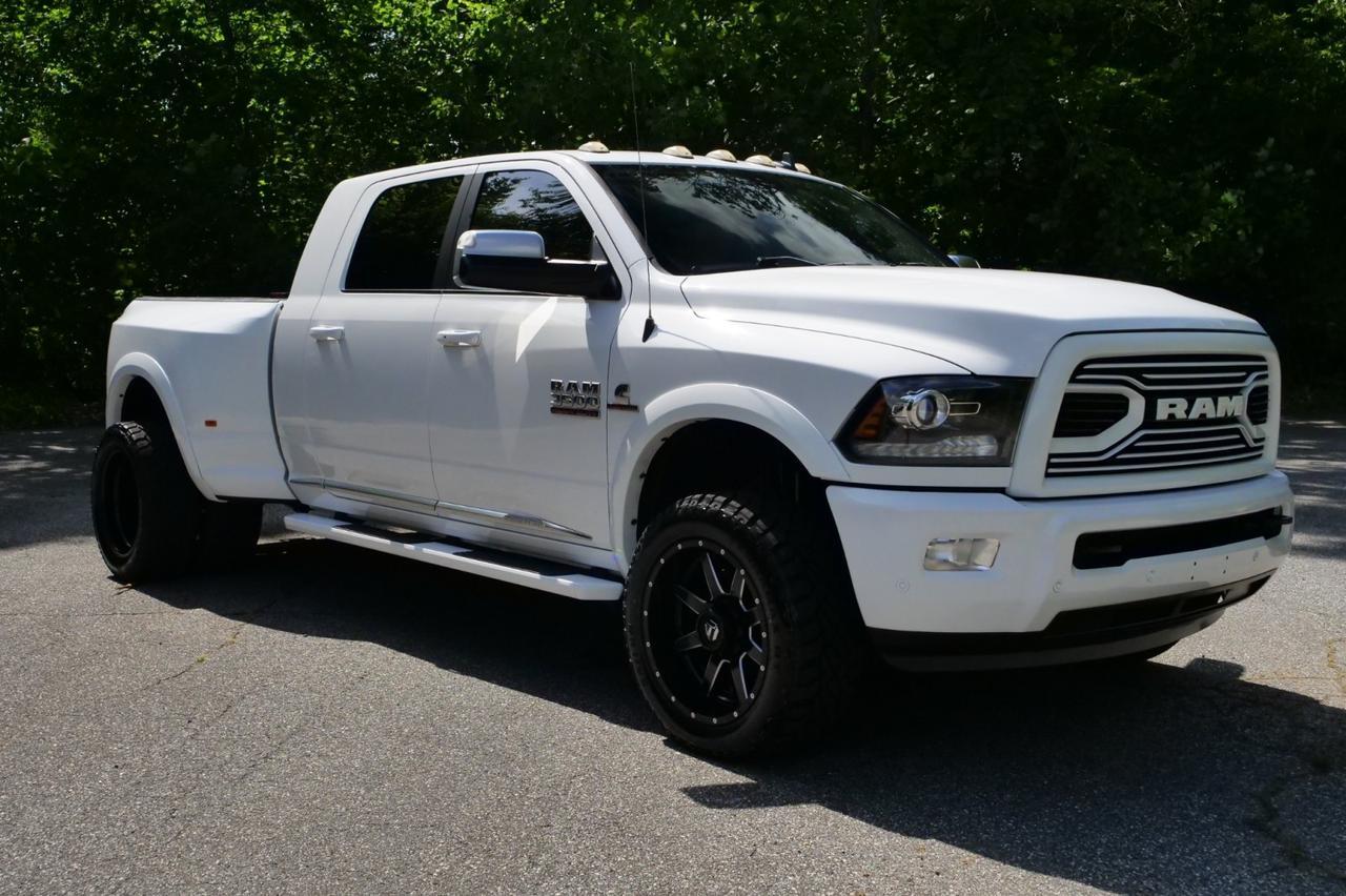 2018 Ram 3500 Limited 4X4 / Mega Cab / DRW / Tungsten Edition / AISIN! Lincolnton NC
