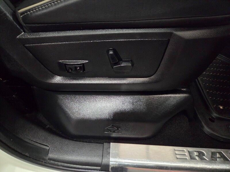 2018 Ram 3500 Limited Dually 6.7L Diesel AISIN Transmission GPS Camera GooseneckFREE WARRANTY Arlington TX