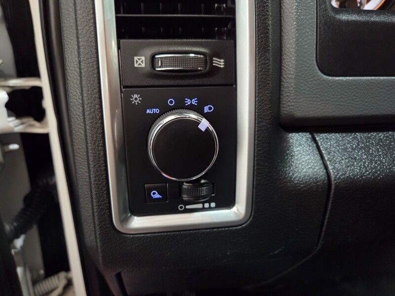 2018 Ram 3500 SLT Long Bed 6.7L Diesel Backup Camera Gooseneck Ball FREE WARRANTY Arlington TX