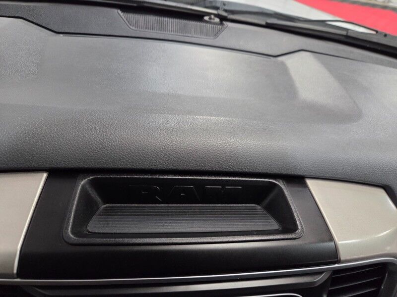 2018 Ram 3500 SLT Long Bed 6.7L Diesel Backup Camera Gooseneck Ball FREE WARRANTY Arlington TX