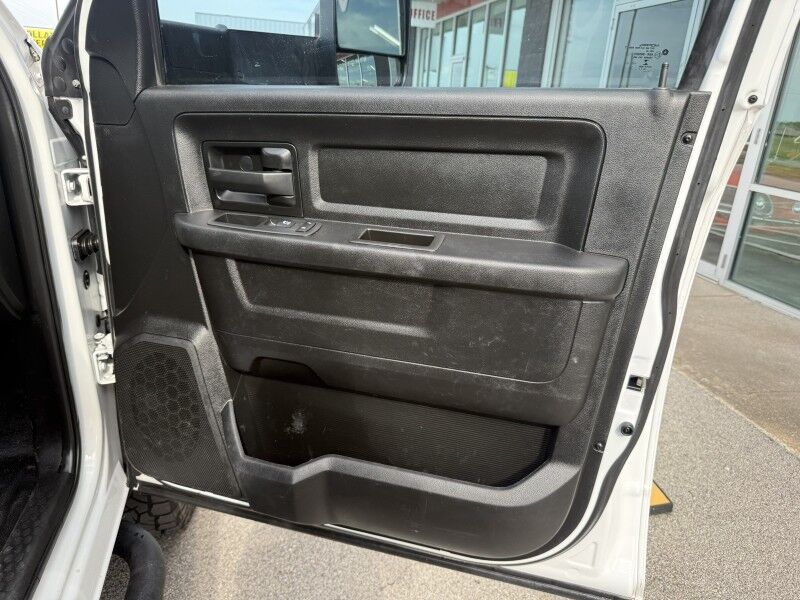 2018 Ram 3500 SRW 4x4 Utility w/ Stellar EC3200 Crane Tradesman Collinsville OK