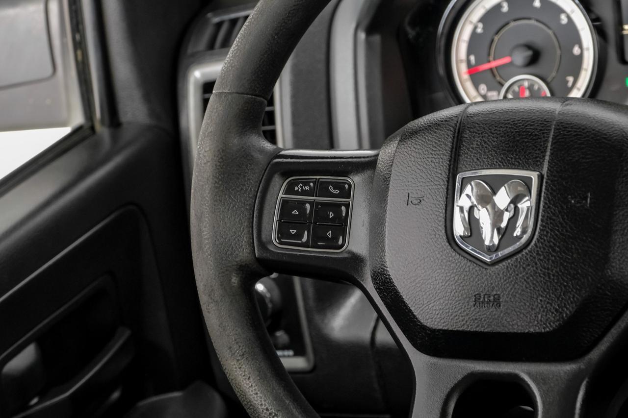 2018 Ram 3500 TRADESMAN CREW CAB 4WD 5.7L HEMI AUTOMATIC VINYL SEATS BLUETOOTH Carrollton TX
