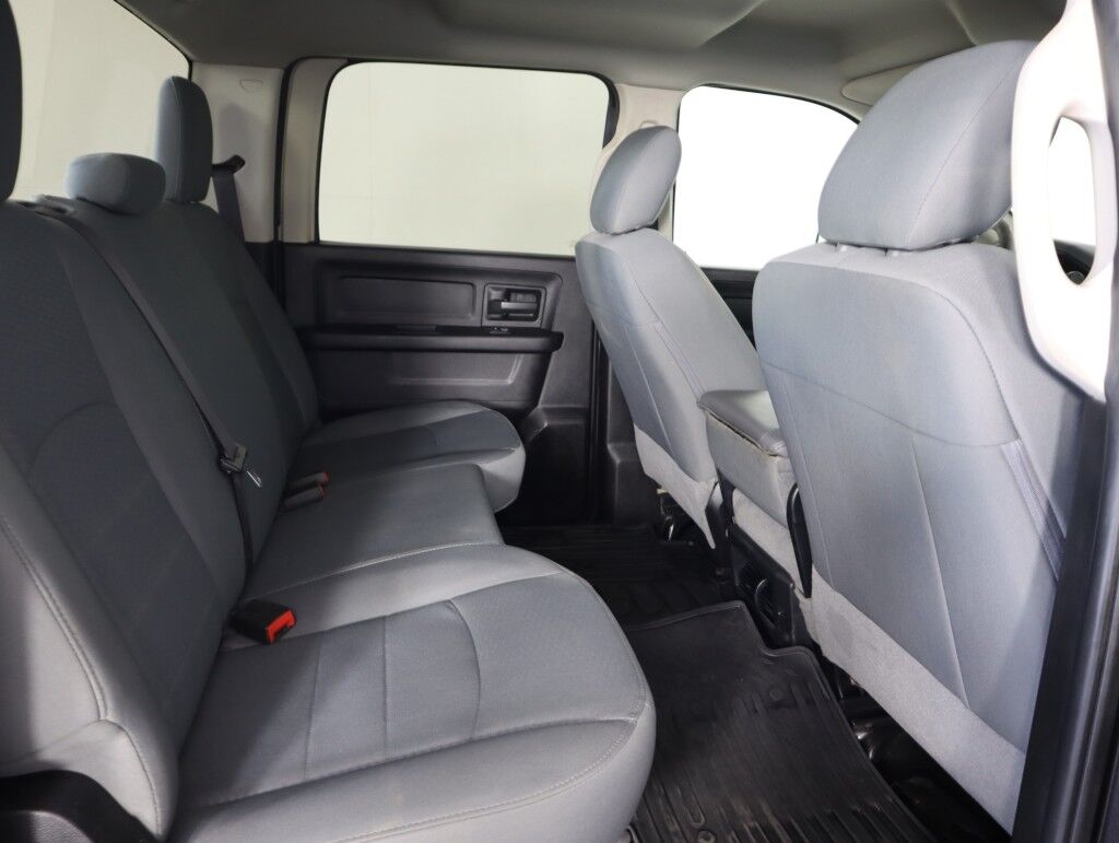 2018 Ram 3500 Tradesman 4x4 Crew Cab 8&apos; Box Maumee OH