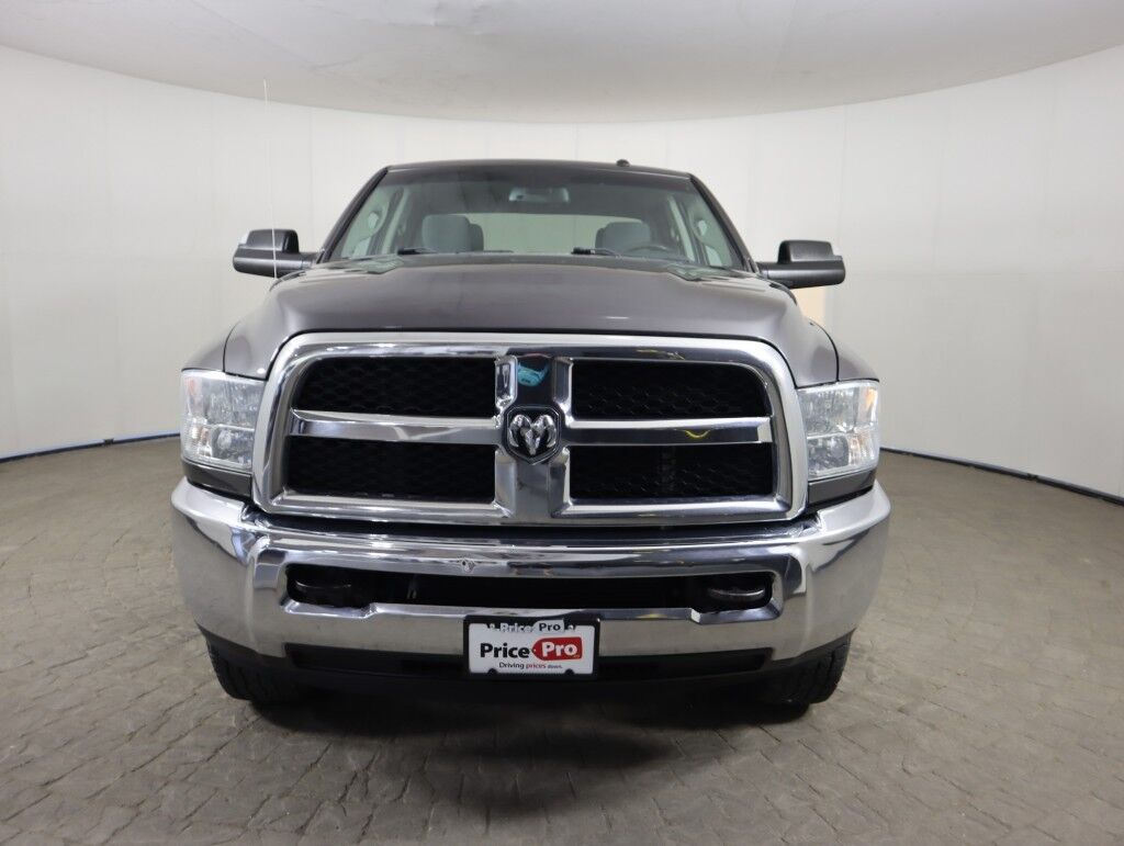 2018 Ram 3500 Tradesman 4x4 Crew Cab 8&apos; Box Maumee OH