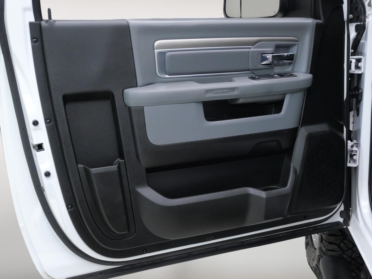2018 Ram 3500 Tradesman 6.4L HEMI V8 4x4 Mansfield TX