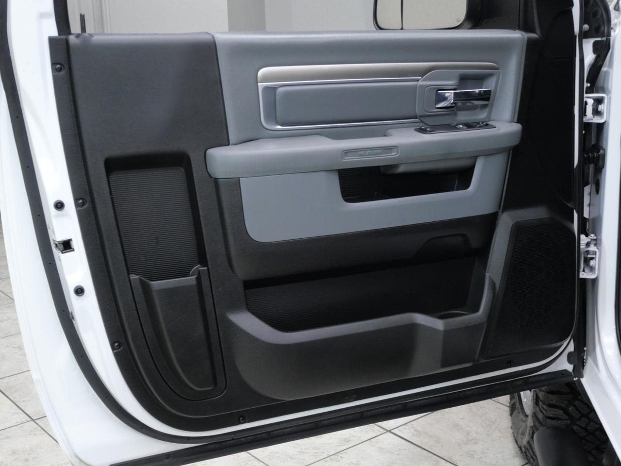 2018 Ram 3500 Tradesman 6.4L HEMI V8 4x4 Mansfield TX