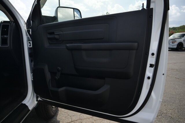 2018 Ram 3500 Tradesman / KNAPHEIDE FLATBED BODY / DRW / Diesel / AISIN! High Point NC