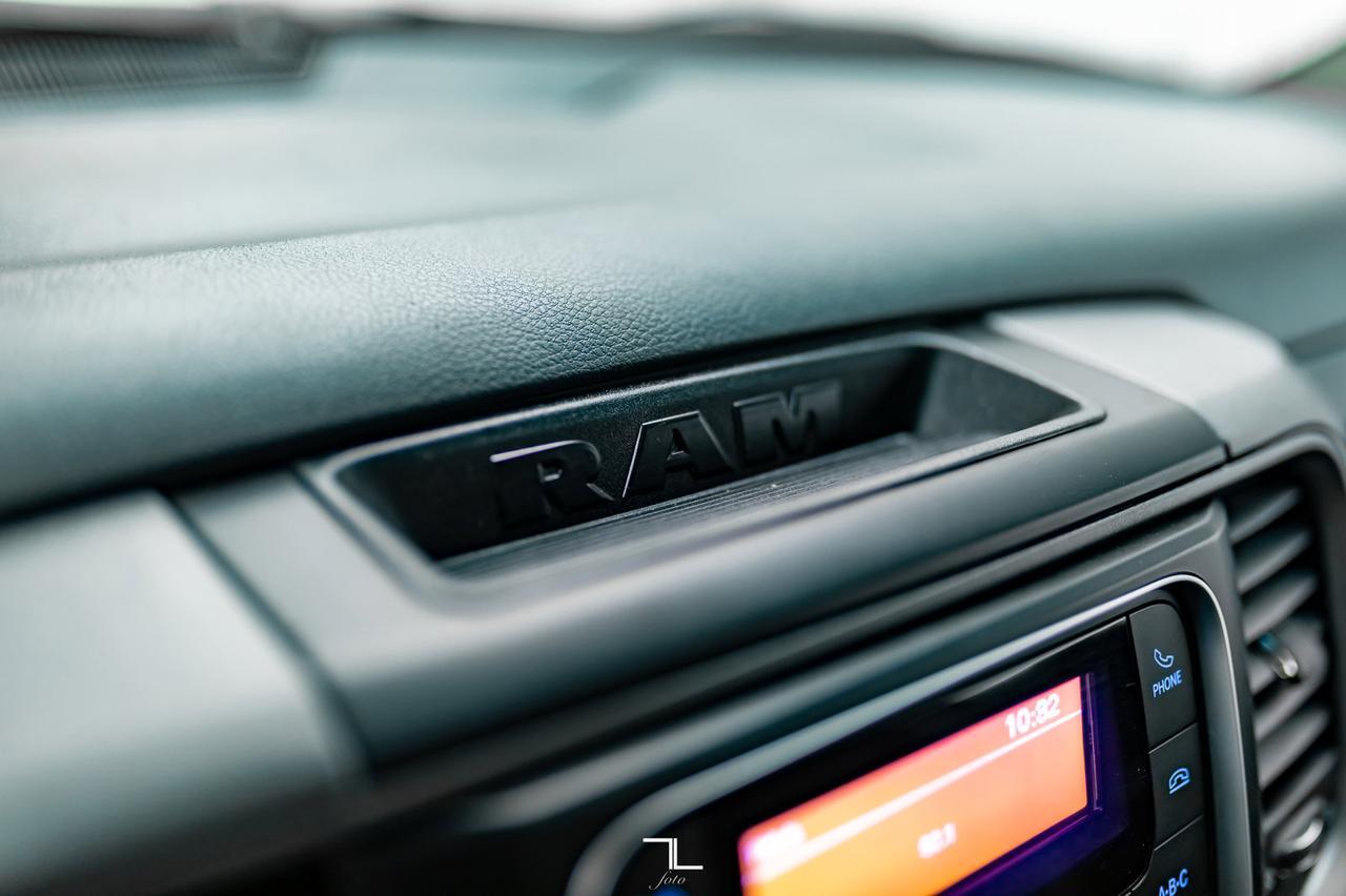 2018 Ram 4500 4x4 Reg Cab ST Deck HEMI AISIN Red Deer AB