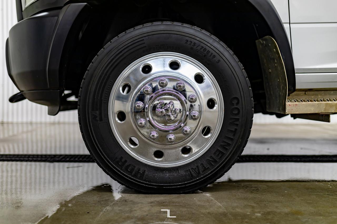 2018 Ram 4500 4x4 Reg Cab ST Deck HEMI AISIN Red Deer AB