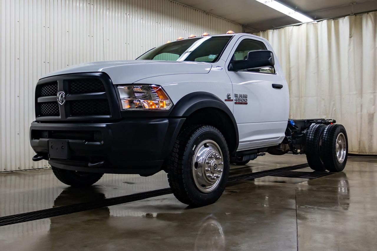 2018 Ram 4500 Chassis 4x4 Reg Cab ST Dually Diesel AISIN Red Deer AB