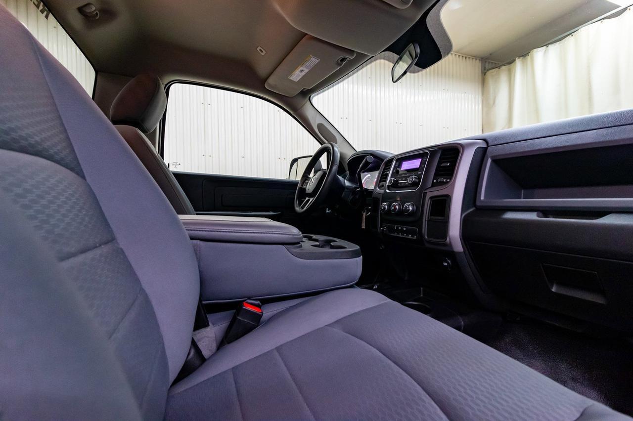 2018 Ram 4500 Chassis 4x4 Reg Cab ST Dually Diesel AISIN Red Deer AB