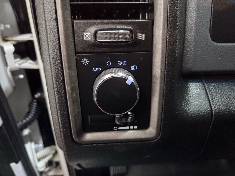 2018 Ram 5500 4WD 6,000lb Crane 6.7L Diesel Aisin Transmission FREE WARRANTY Arlington TX