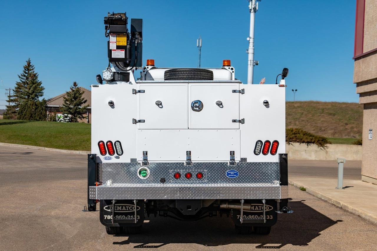 2018 Ram 5500 4x4 Crew Cab SLT Mechanic Box Diesel Aisin Red Deer AB