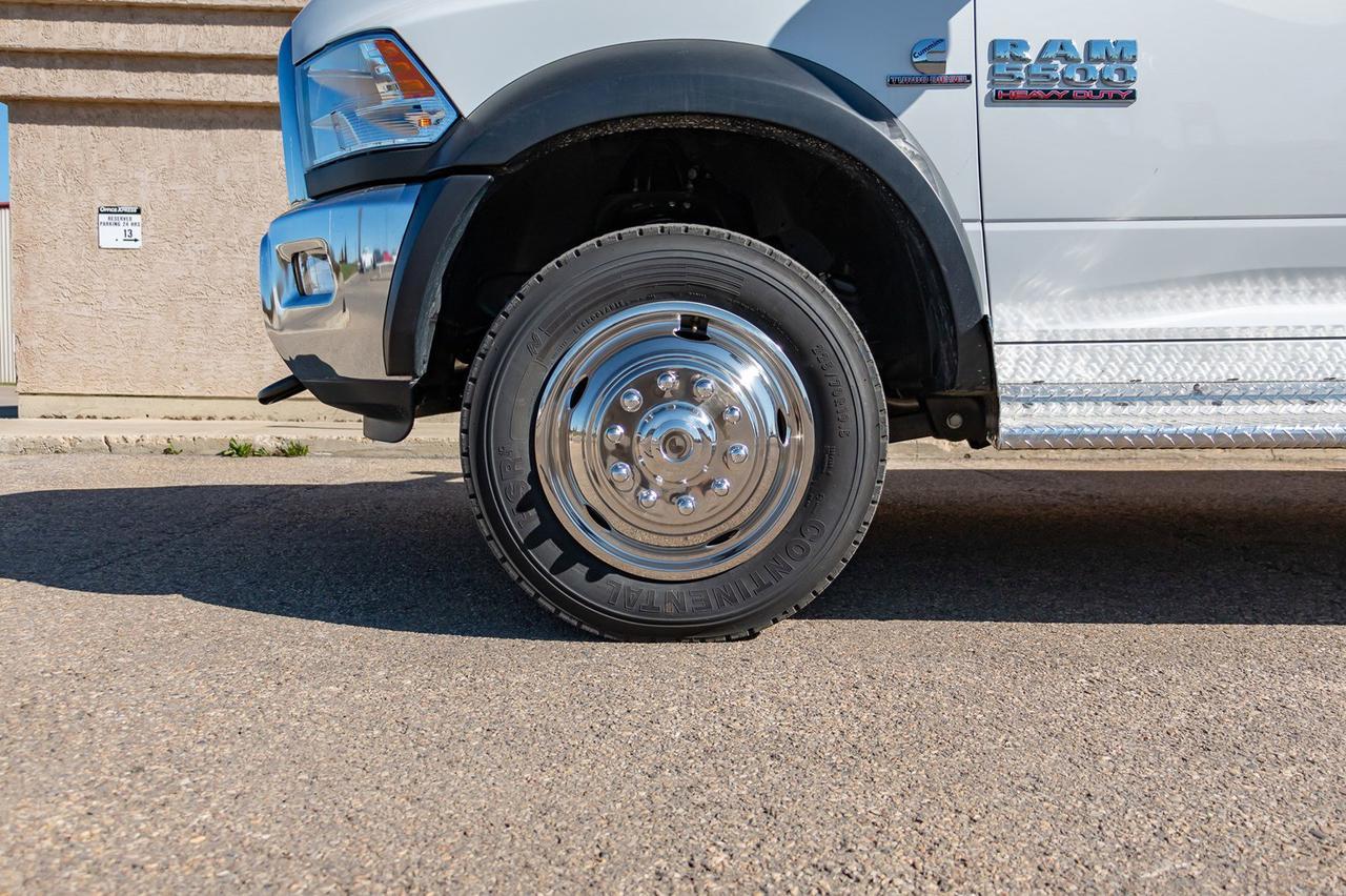 2018 Ram 5500 4x4 Crew Cab SLT Mechanic Box Diesel Aisin Red Deer AB