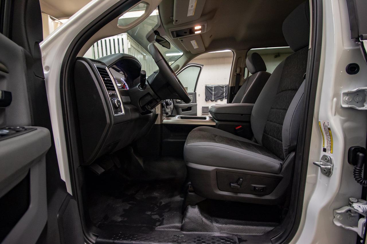 2018 Ram 5500 4x4 Crew Cab SLT Picker Diesel AISIN Red Deer AB