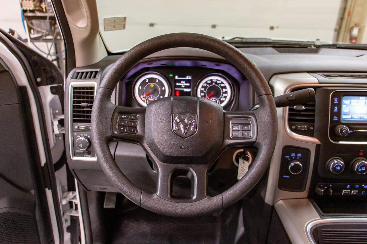 2018 Ram 5500 4x4 Crew Cab SLT Picker Diesel AISIN Red Deer AB