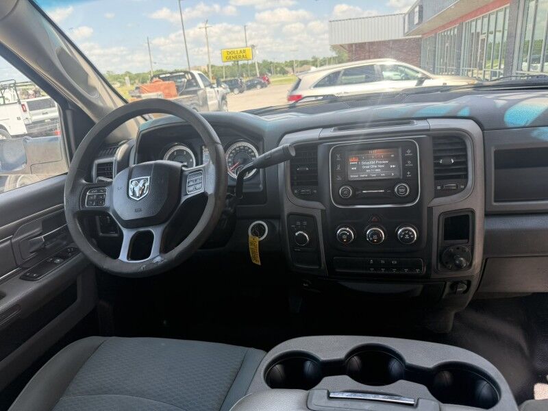 2018 Ram 5500 4x4 Diesel Stake Flatbed w/ Lift Tradesman Collinsville OK