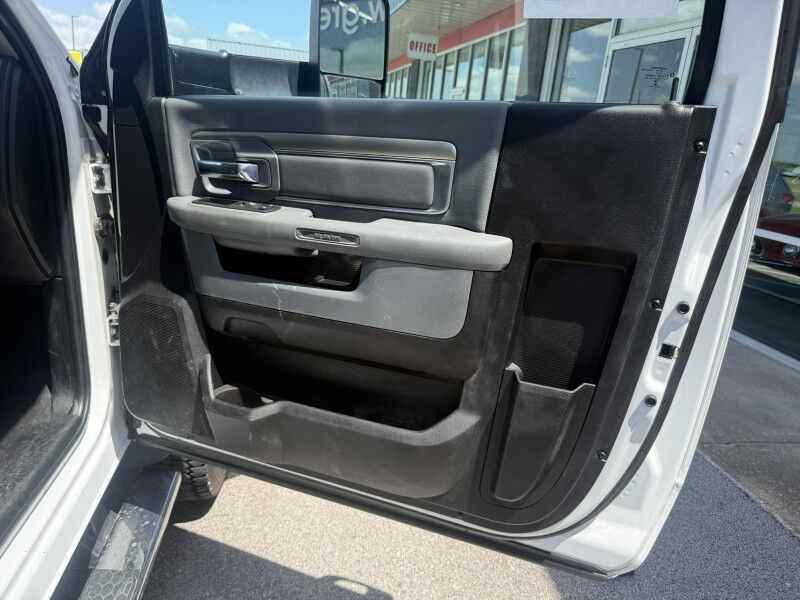 2018 Ram 5500 4x4 Diesel Stake Flatbed w/ Lift Tradesman Collinsville OK