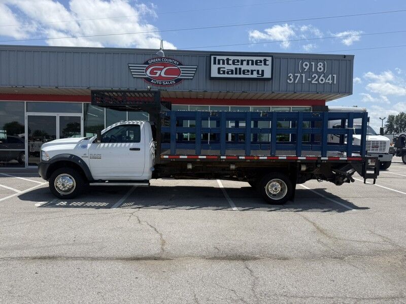 2018 Ram 5500 4x4 Diesel Stake Flatbed w/ Lift Tradesman Collinsville OK