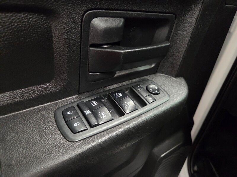 2018 Ram 5500 Chassis Cab Tradesman 4WD 6.7L Diesel AISIN Flatbed Dually Gooseneck Arlington TX
