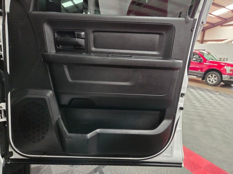 2018 Ram 5500 Chassis Cab Tradesman 4WD 6.7L Diesel AISIN Flatbed Dually Gooseneck Arlington TX