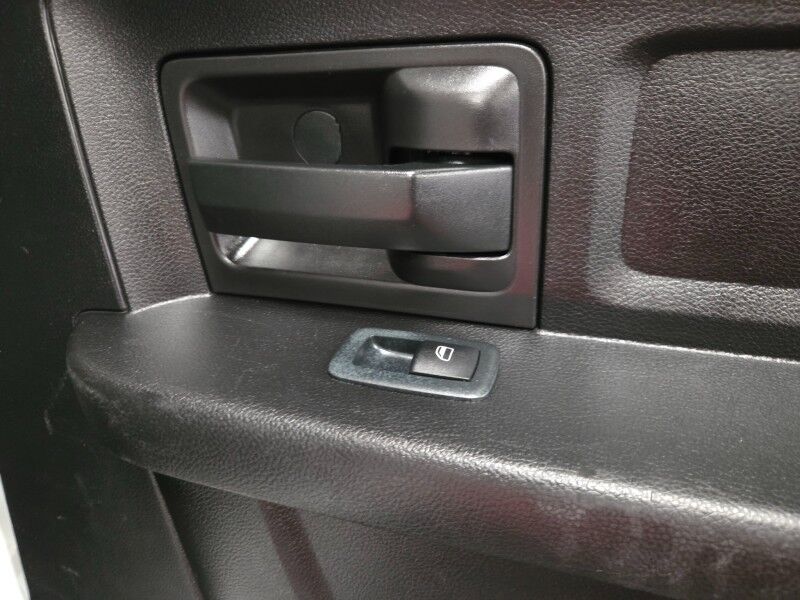 2018 Ram 5500 Chassis Cab Tradesman 4WD 6.7L Diesel AISIN Flatbed Dually Gooseneck Arlington TX