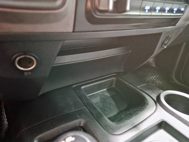 2018 Ram 5500 Chassis Cab Tradesman 4WD 6.7L Diesel AISIN Flatbed Dually Gooseneck Arlington TX