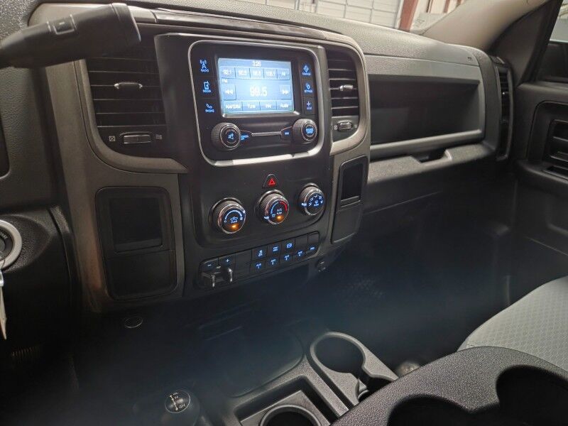2018 Ram 5500 Chassis Cab Tradesman 4WD 6.7L Diesel AISIN Flatbed Dually Gooseneck Arlington TX