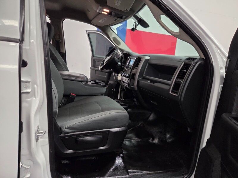 2018 Ram 5500 Chassis Cab Tradesman 4WD 6.7L Diesel AISIN Flatbed Dually Gooseneck Arlington TX