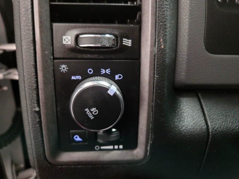 2018 Ram 5500 Chassis Cab Tradesman 4WD 6.7L Diesel AISIN Flatbed Dually Gooseneck Arlington TX