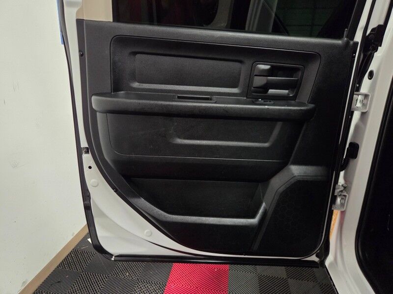 2018 Ram 5500 Chassis Cab Tradesman 4WD 6.7L Diesel AISIN Flatbed Dually Gooseneck Arlington TX