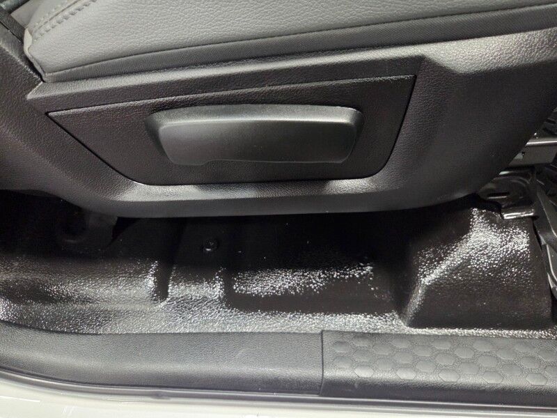 2018 Ram 5500 Tradesman 2WD Flatbed Dually 6.7L Diesel AISIN Transmission FREE WARRANTY Call (682)587-6288 Arlington TX