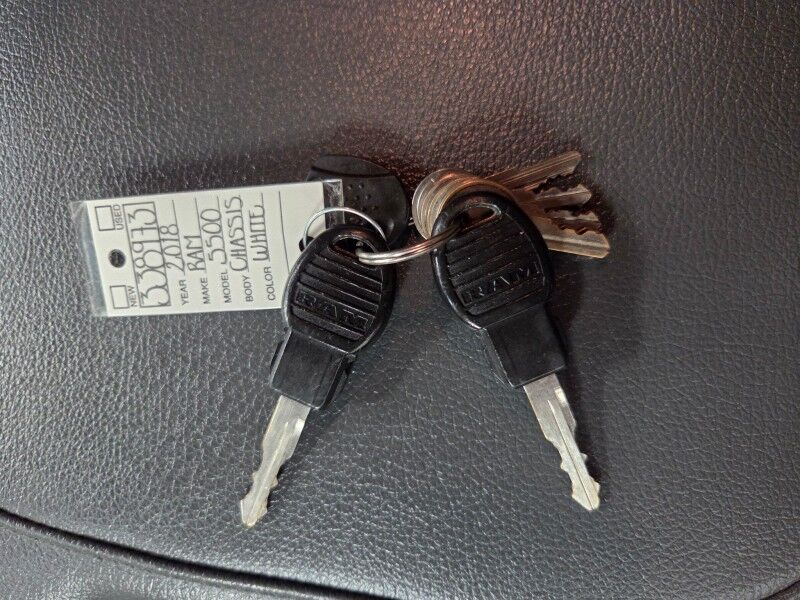 2018 Ram 5500 Tradesman 2WD Flatbed Dually 6.7L Diesel AISIN Transmission FREE WARRANTY Call (682)587-6288 Arlington TX