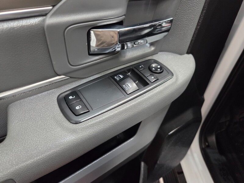 2018 Ram 5500 Tradesman 2WD Flatbed Dually 6.7L Diesel AISIN Transmission FREE WARRANTY Arlington TX